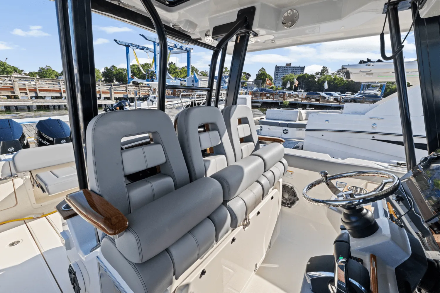 2025 Boston Whaler 360 Outrage Image Thumbnail #26