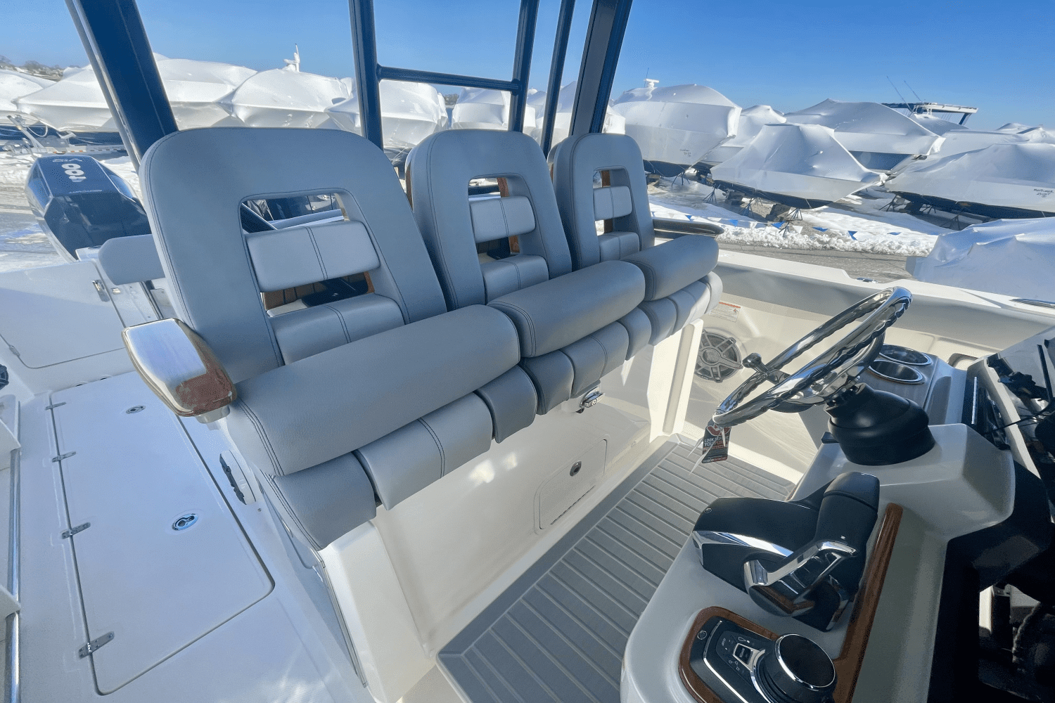 2025 Boston Whaler 360 Outrage Image Thumbnail #13