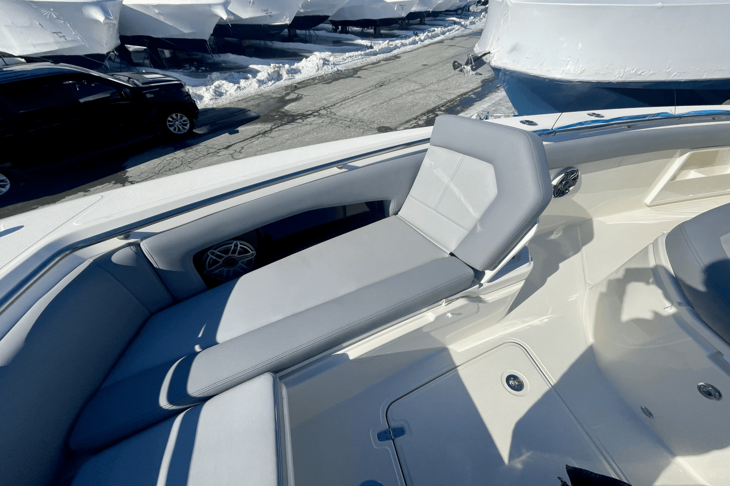 2025 Boston Whaler 360 Outrage Image Thumbnail #25