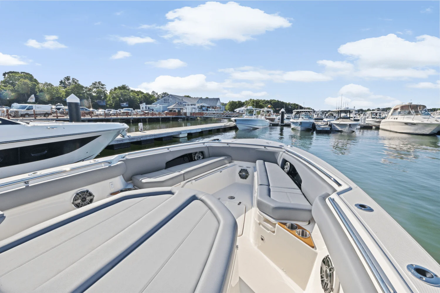 2025 Boston Whaler 360 Outrage Image Thumbnail #45
