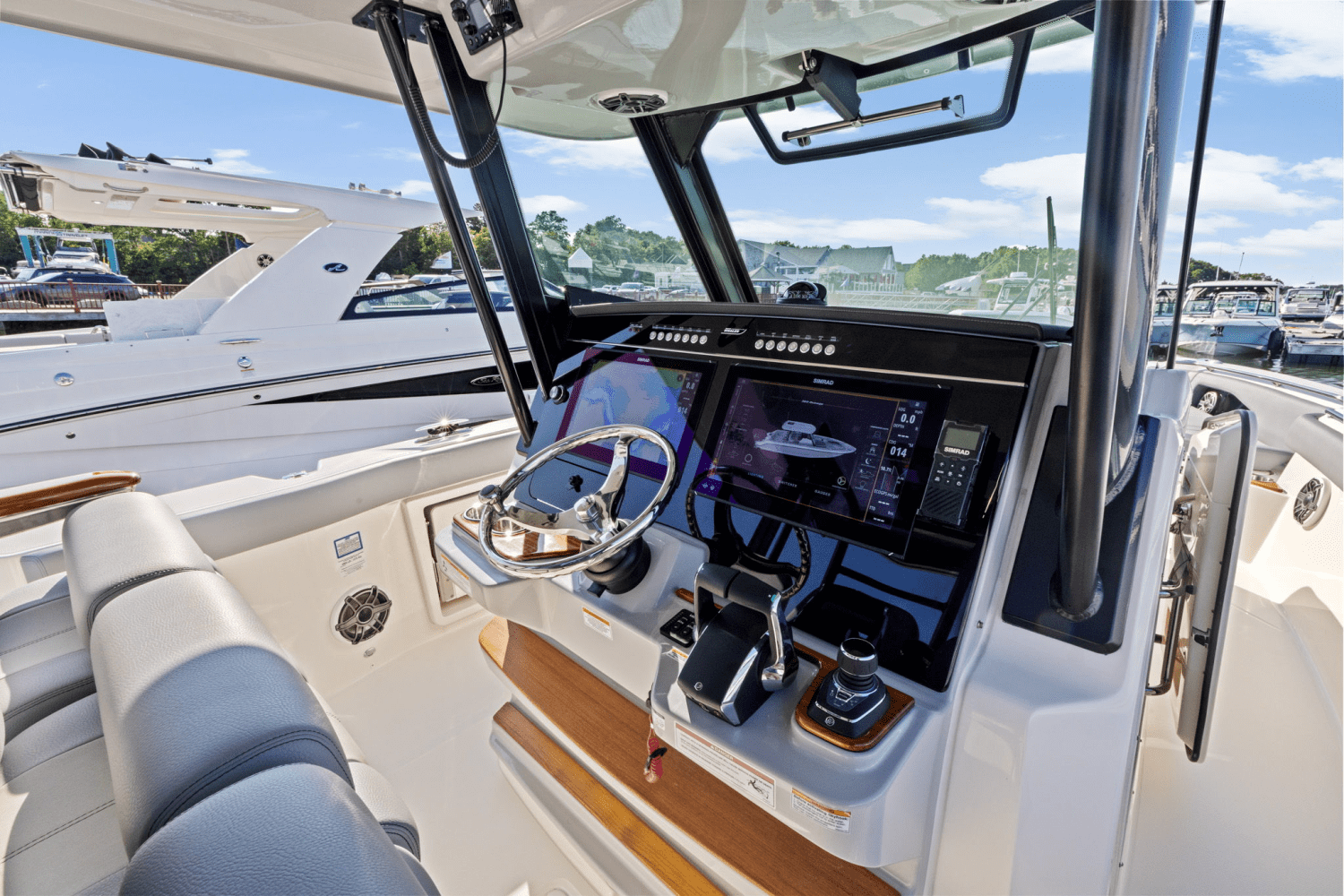 2025 Boston Whaler 360 Outrage Image Thumbnail #29