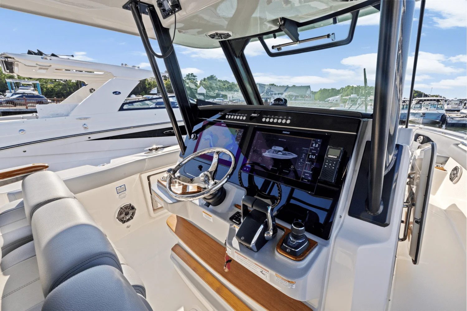 2025 Boston Whaler 360 Outrage Image Thumbnail #29