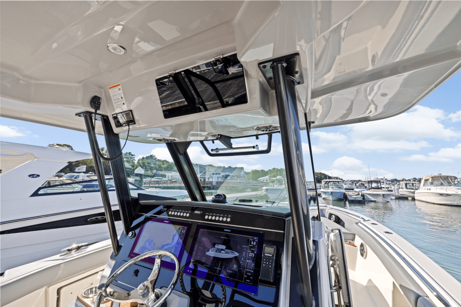 2025 Boston Whaler 360 Outrage Image Thumbnail #30