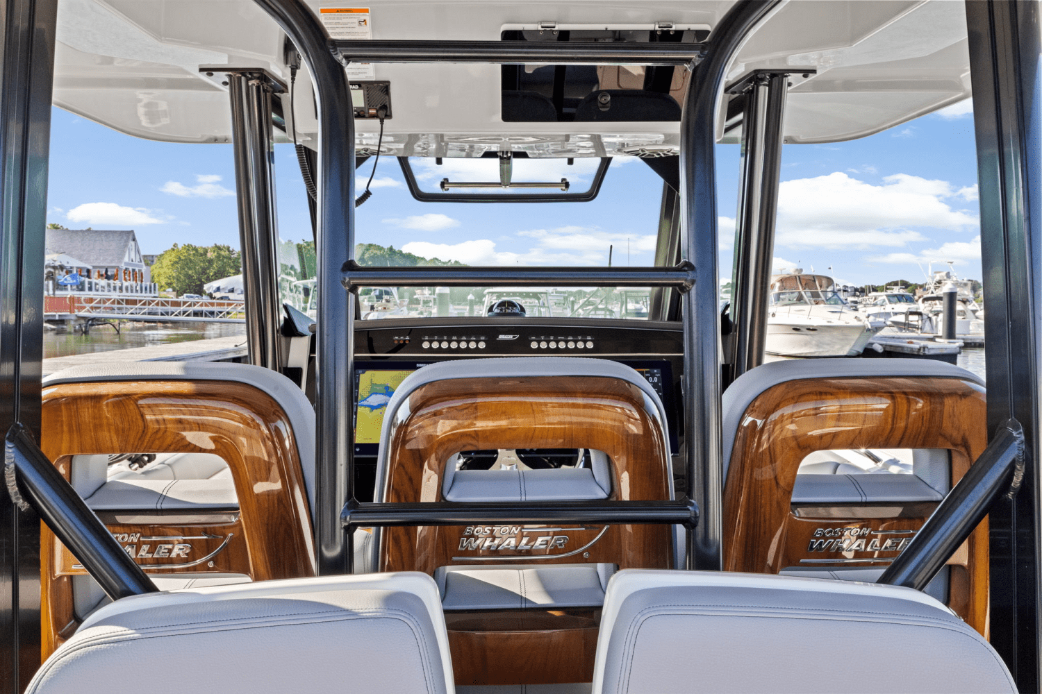 2025 Boston Whaler 360 Outrage Image Thumbnail #22