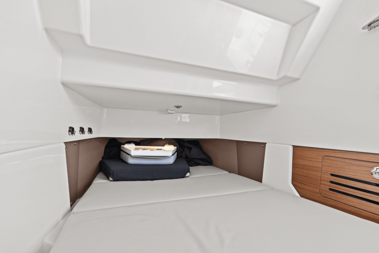 2025 Boston Whaler 360 Outrage Image Thumbnail #39