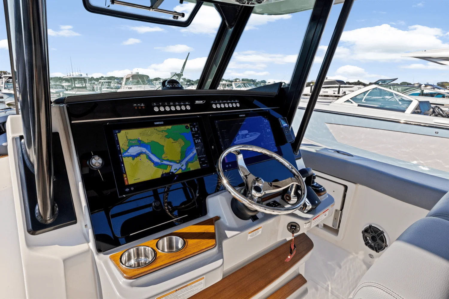 2025 Boston Whaler 360 Outrage Image Thumbnail #32
