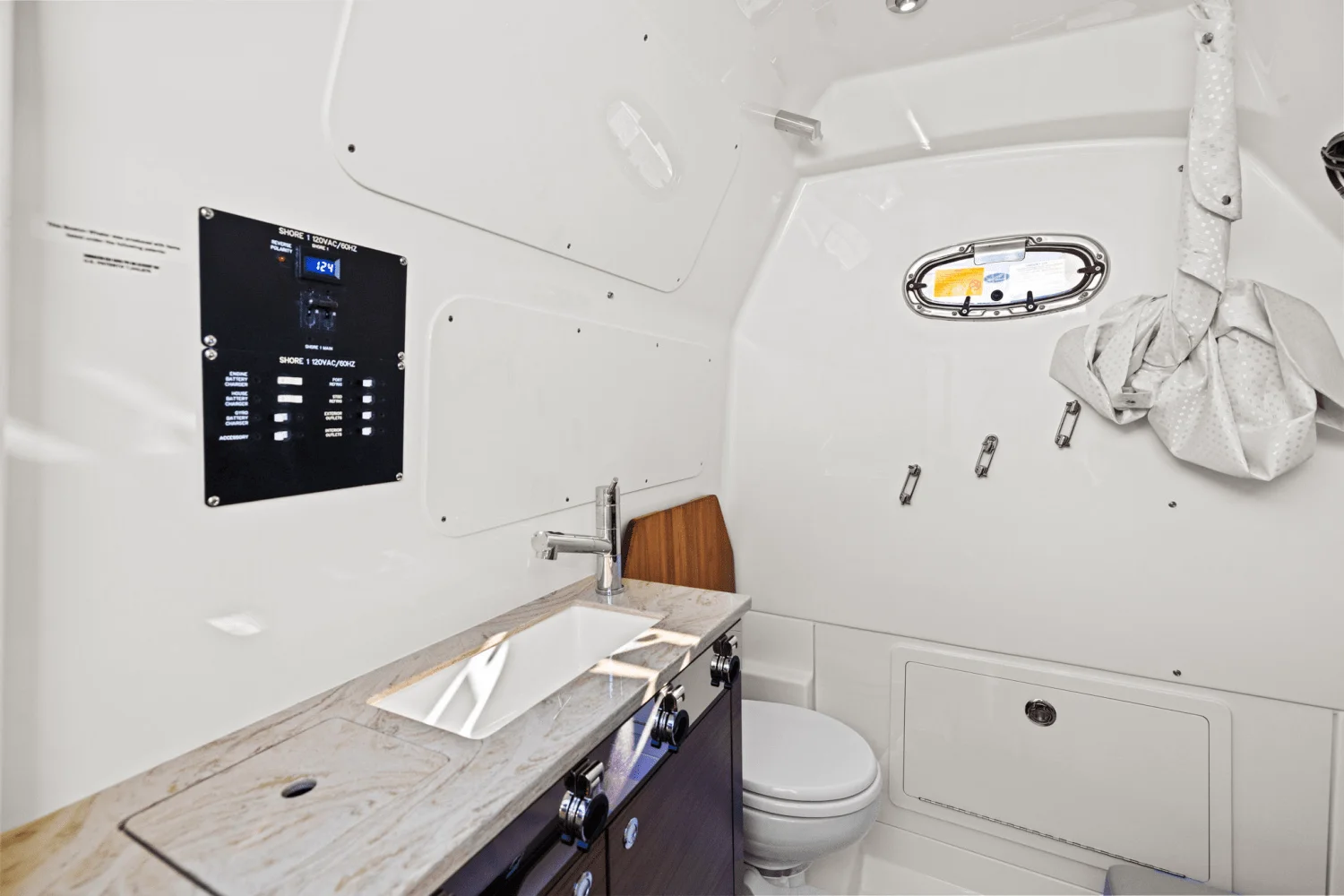 2025 Boston Whaler 360 Outrage Image Thumbnail #38