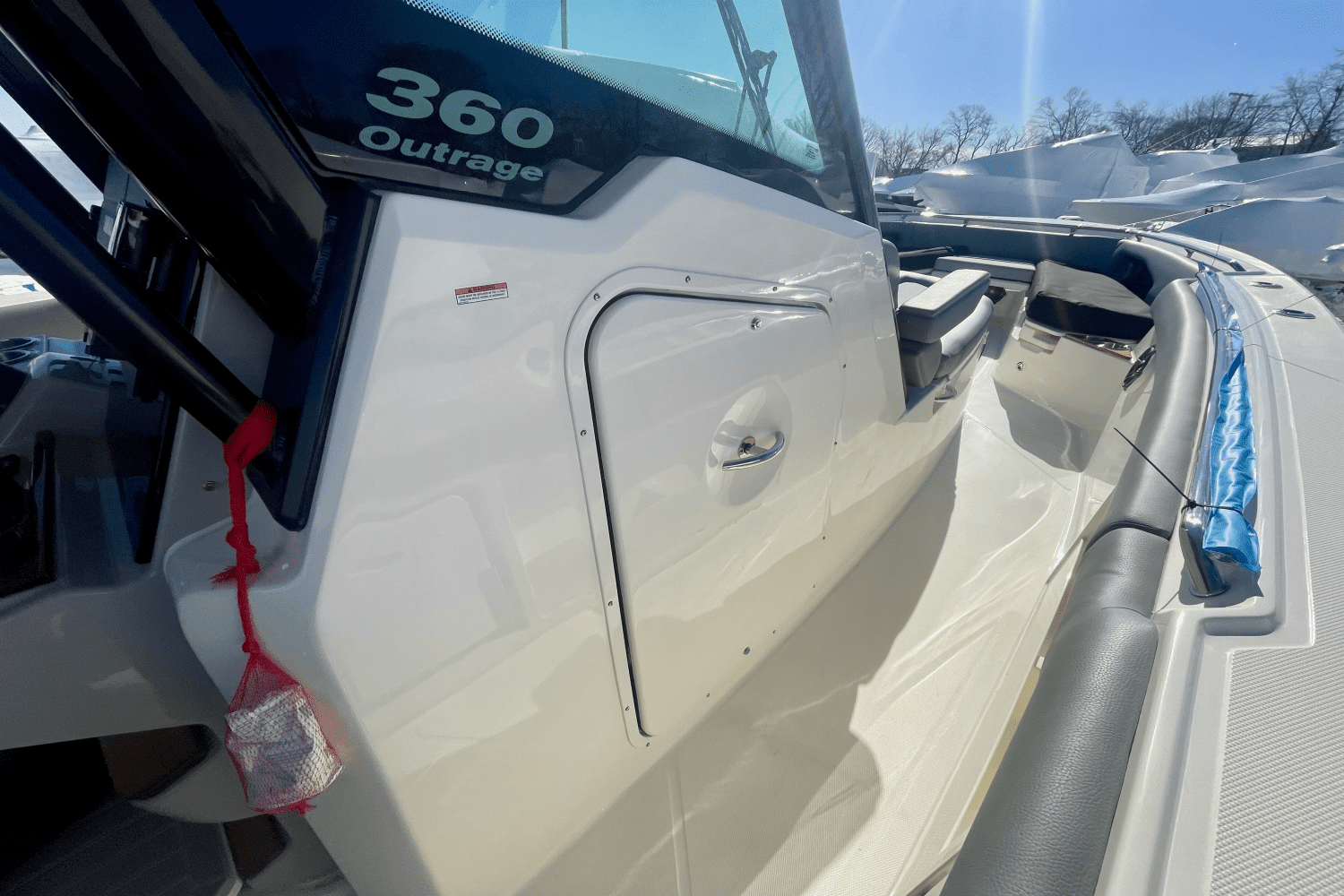 2025 Boston Whaler 360 Outrage Image Thumbnail #17