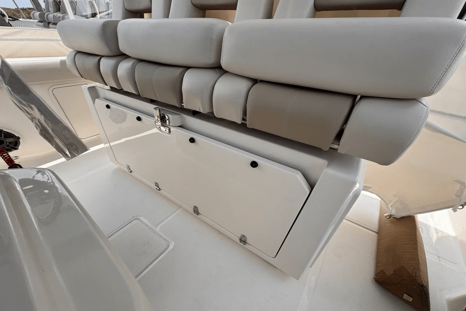 2025 Boston Whaler 360 Outrage Image Thumbnail #18