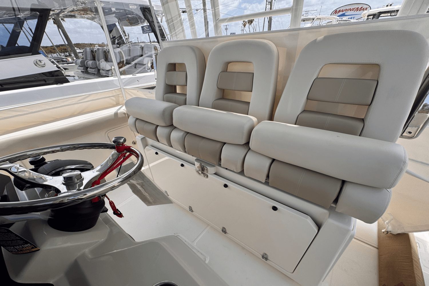 2025 Boston Whaler 360 Outrage Image Thumbnail #12