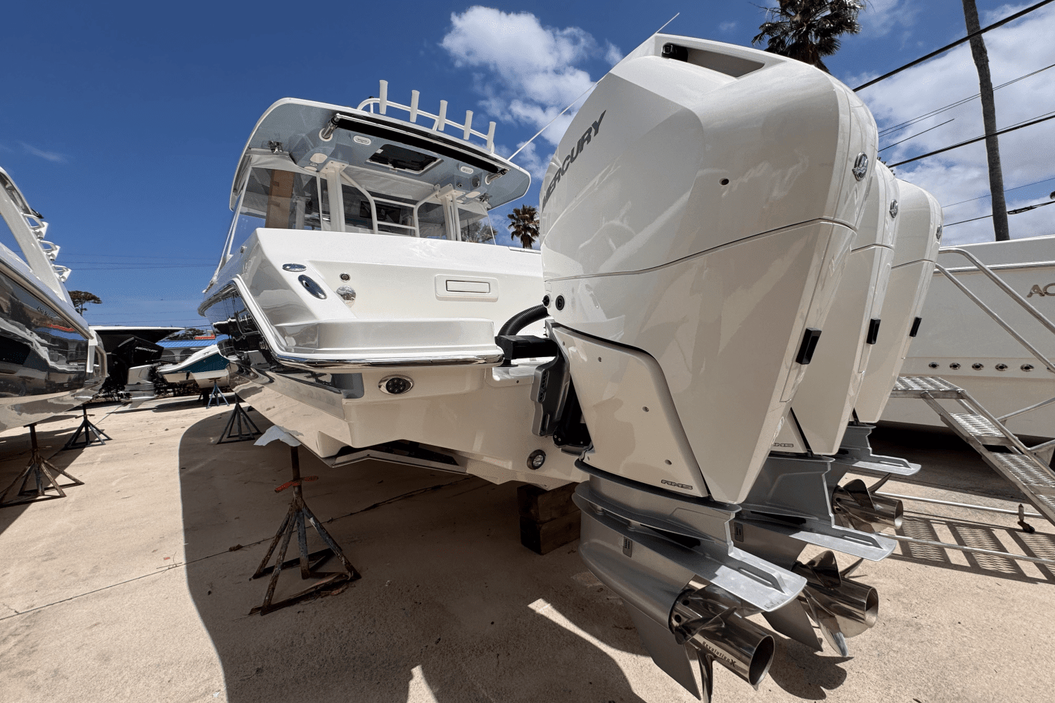 2025 Boston Whaler 360 Outrage Image Thumbnail #5