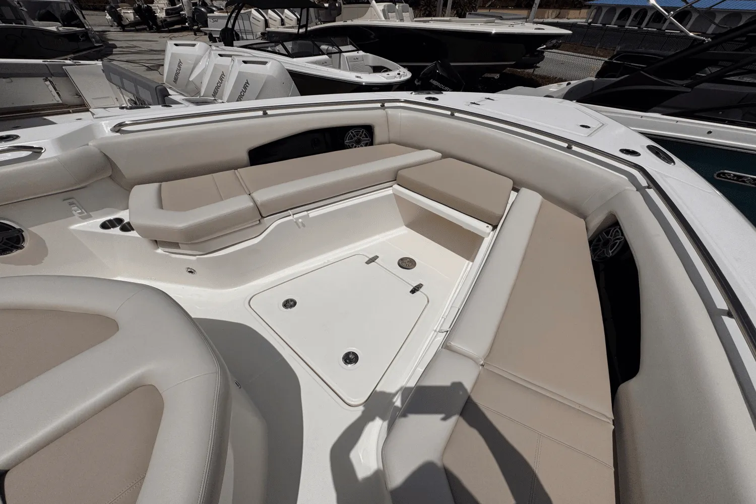 2025 Boston Whaler 360 Outrage Image Thumbnail #26