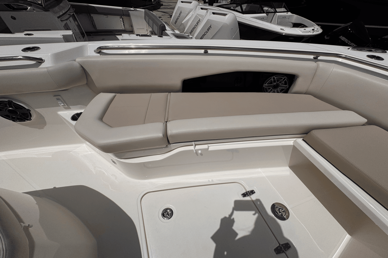 2025 Boston Whaler 360 Outrage Image Thumbnail #23