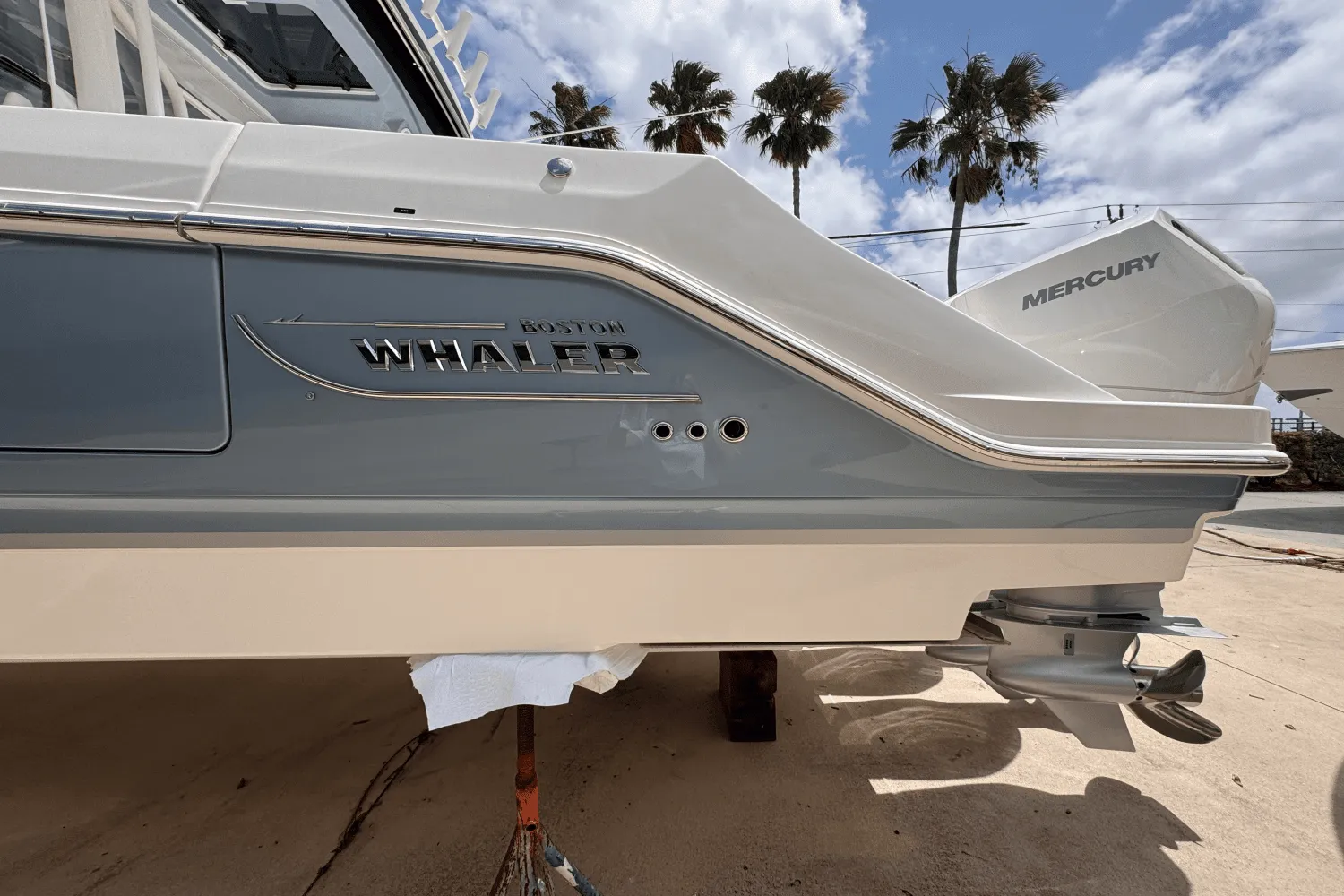 2025 Boston Whaler 360 Outrage Image Thumbnail #6