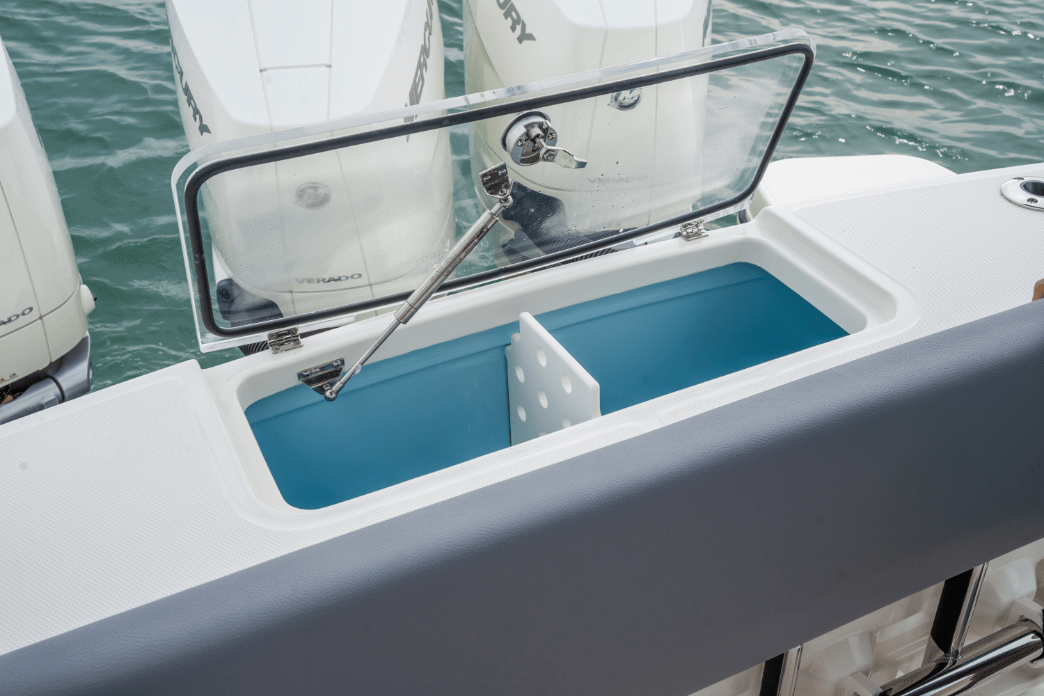 2025 Boston Whaler 360 Outrage Image Thumbnail #5