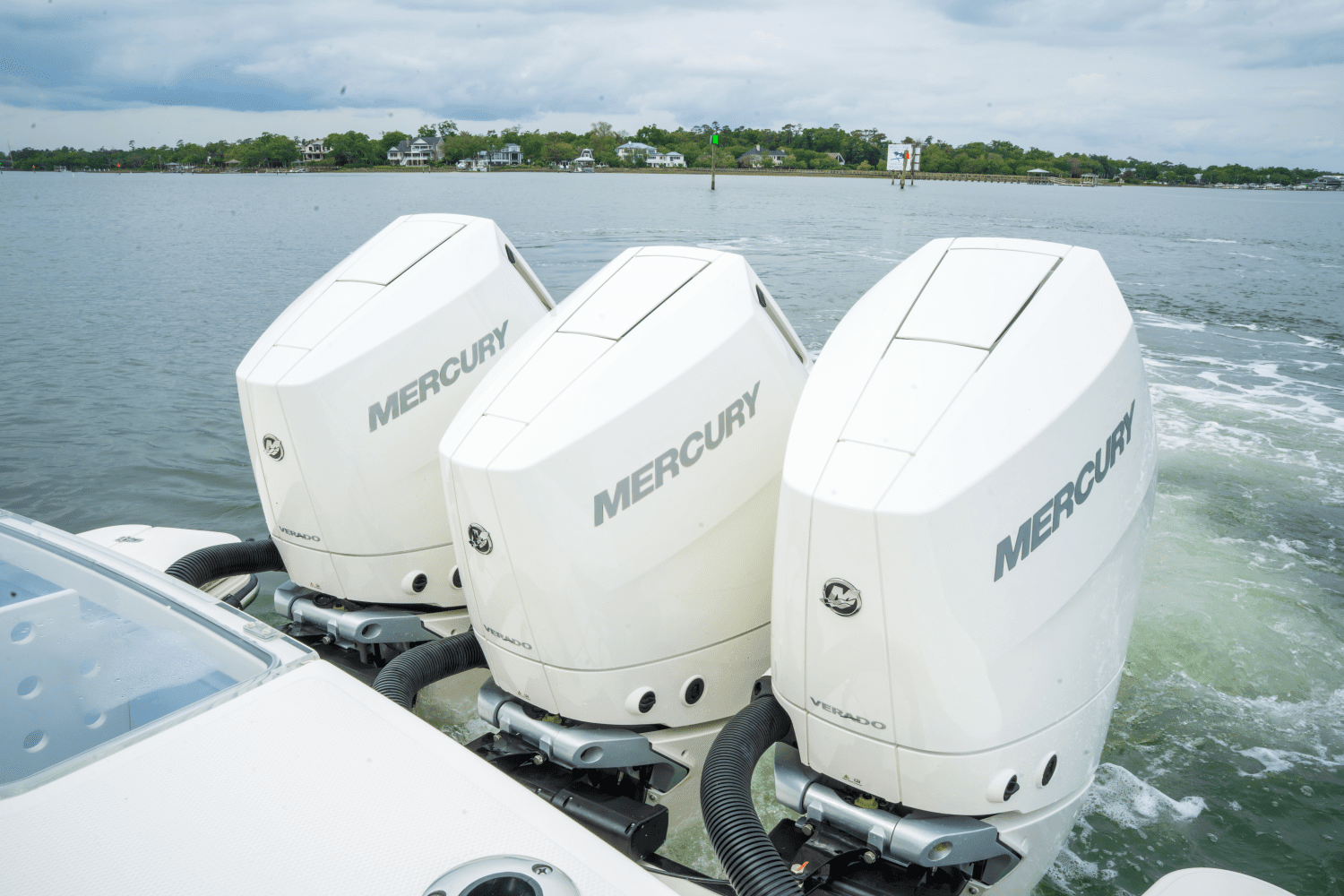 2025 Boston Whaler 360 Outrage Image Thumbnail #3