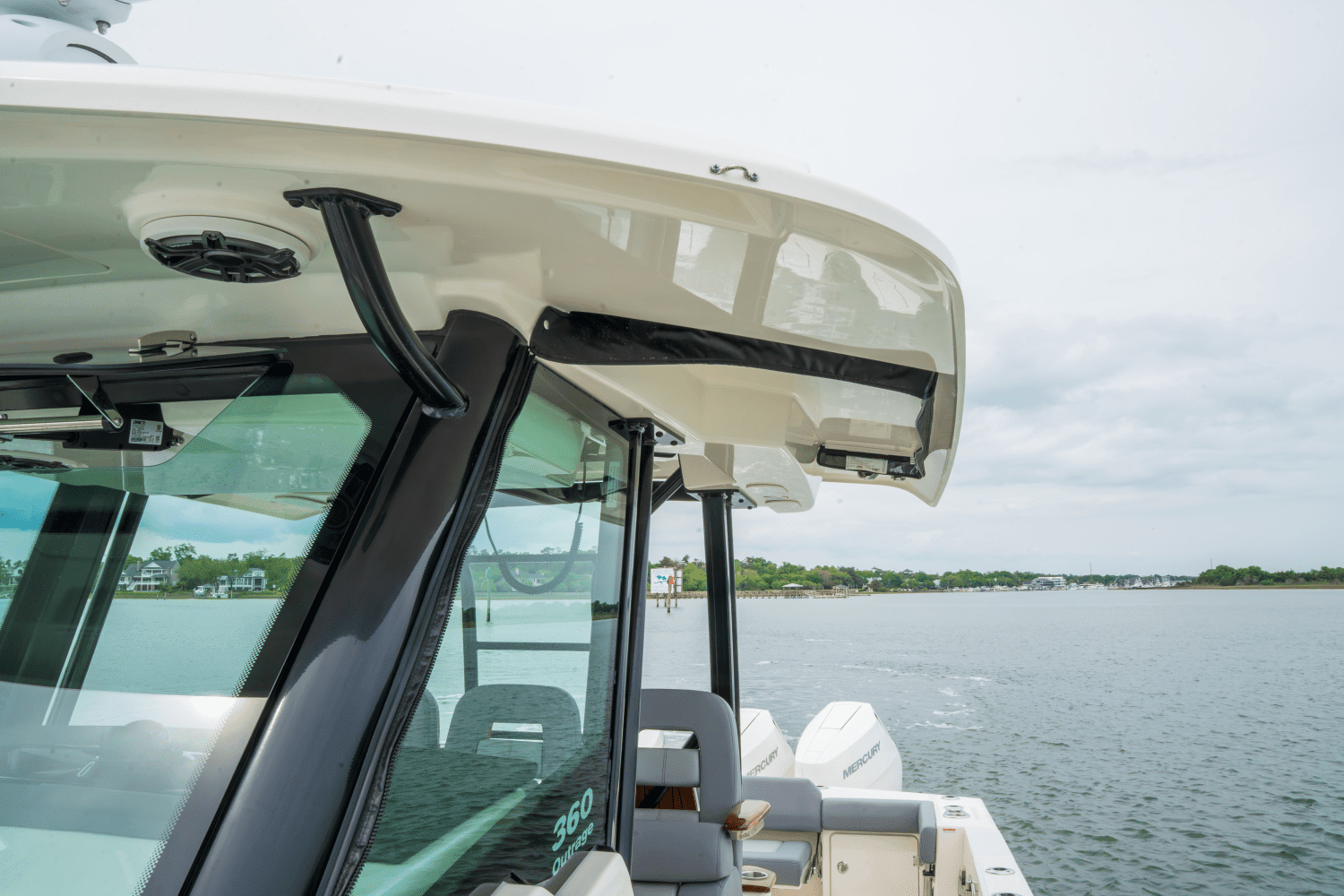 2025 Boston Whaler 360 Outrage Image Thumbnail #26