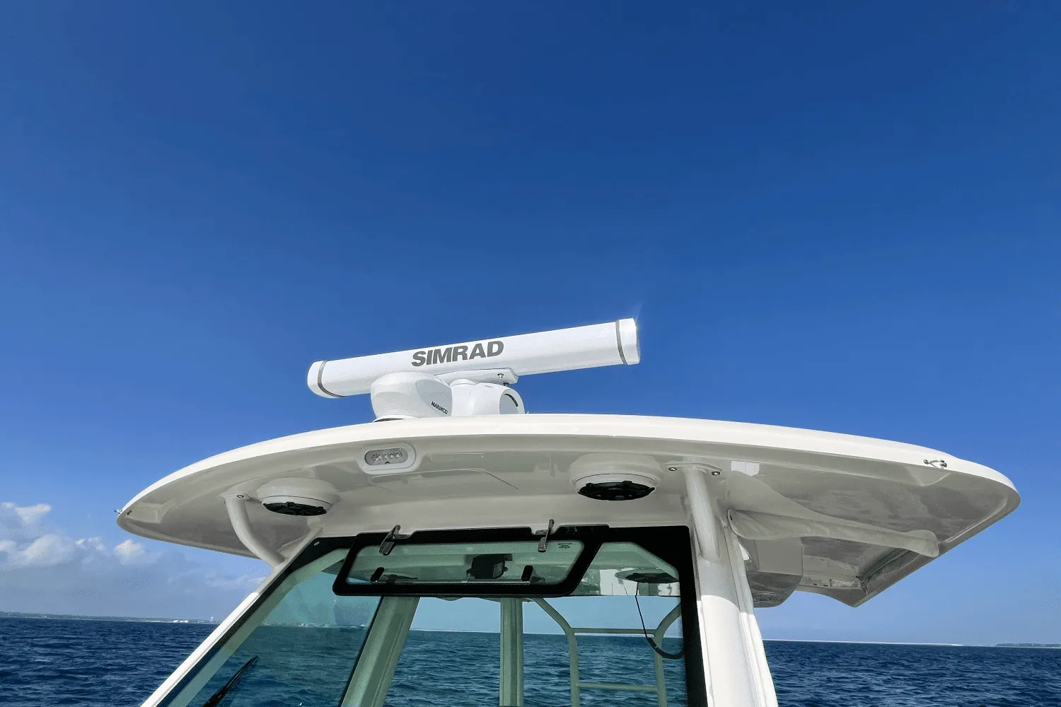 2025 Boston Whaler 360 Outrage Image Thumbnail #23