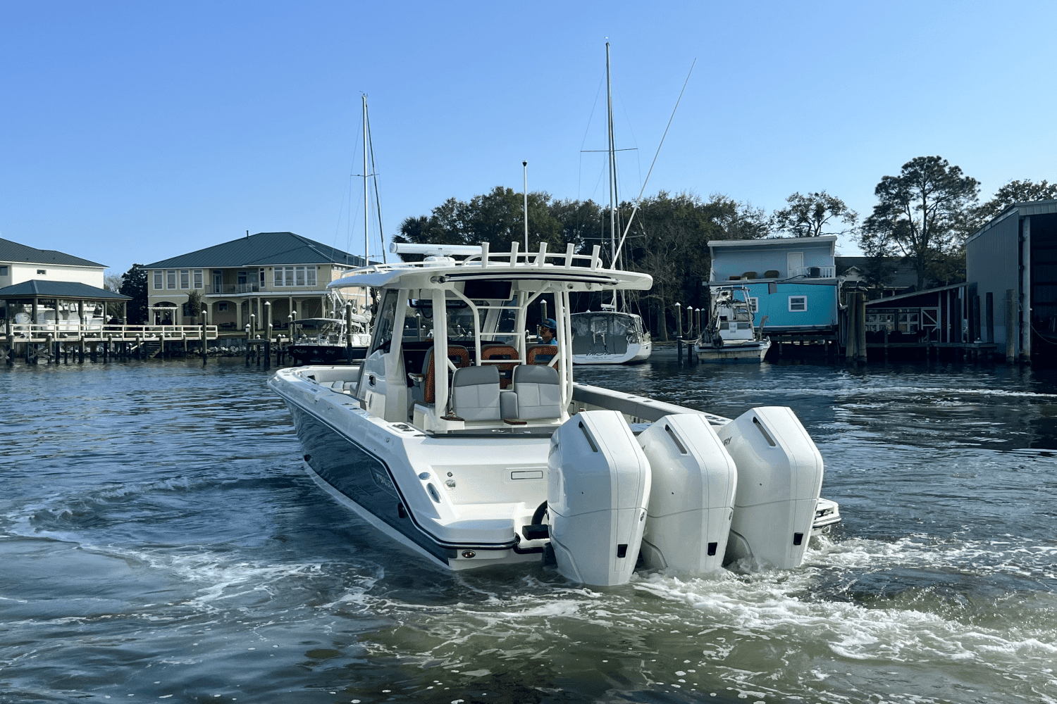 2025 Boston Whaler 360 Outrage Image Thumbnail #6