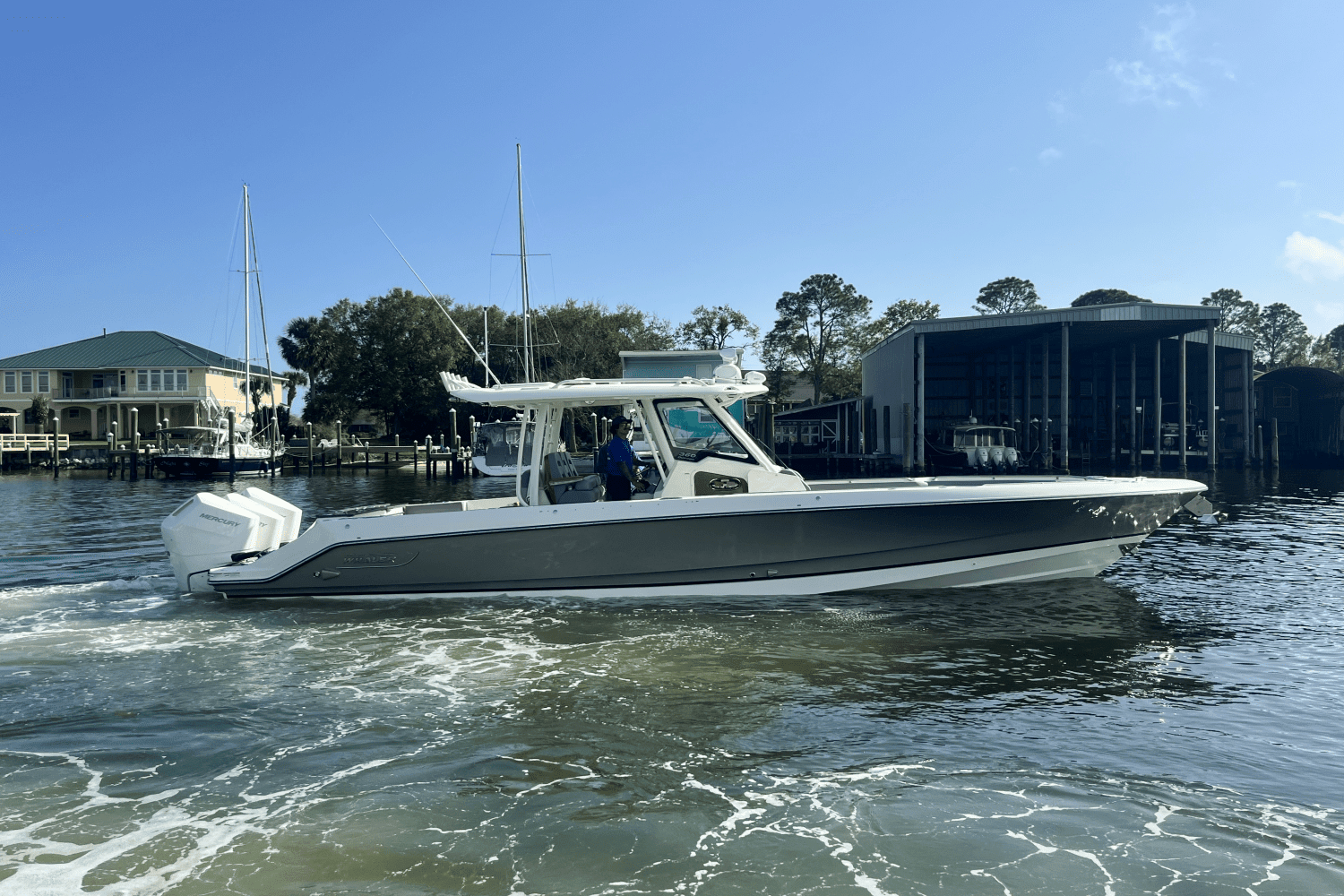 2025 Boston Whaler 360 Outrage Image Thumbnail #7