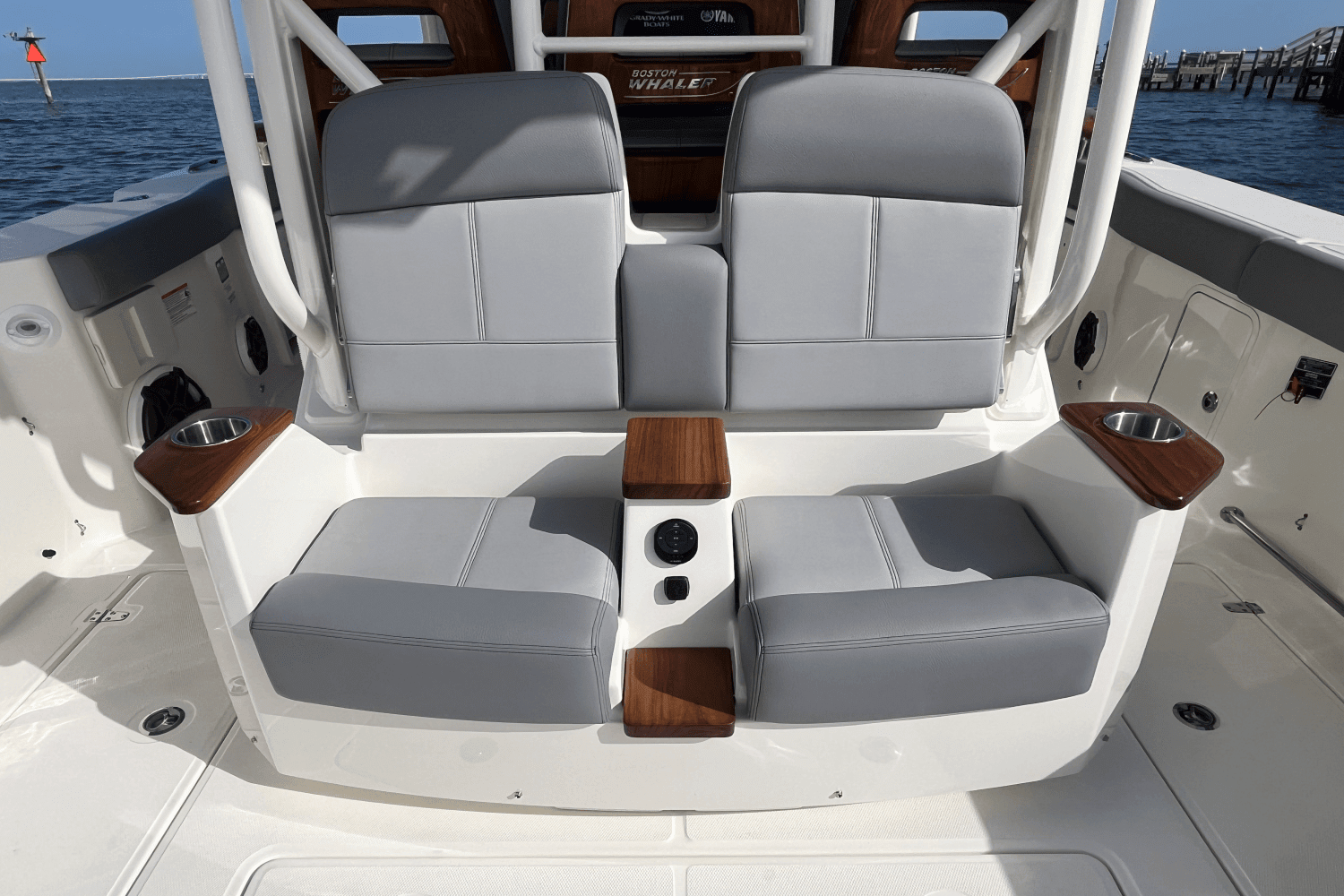 2025 Boston Whaler 360 Outrage Image Thumbnail #12