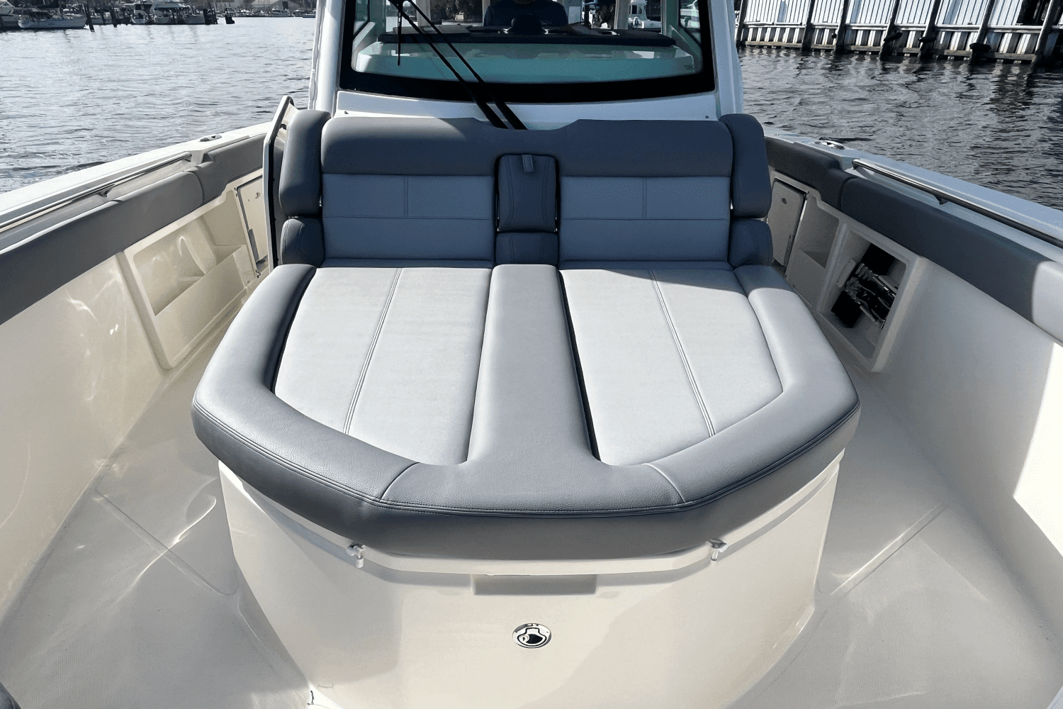 2025 Boston Whaler 360 Outrage Image Thumbnail #20