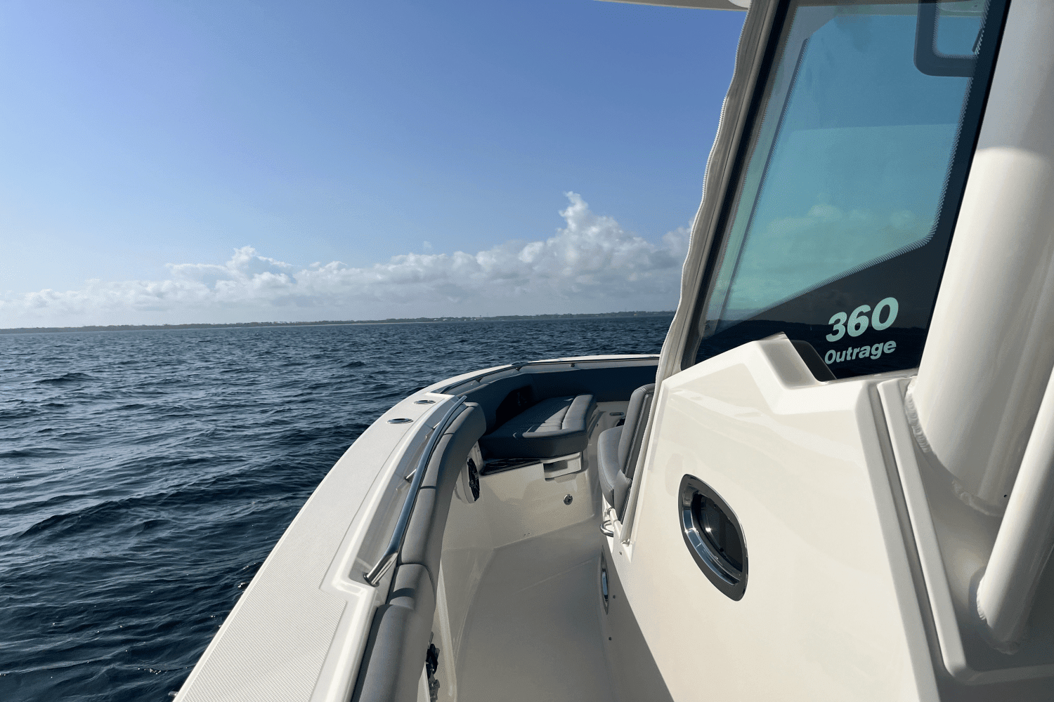 2025 Boston Whaler 360 Outrage Image Thumbnail #18