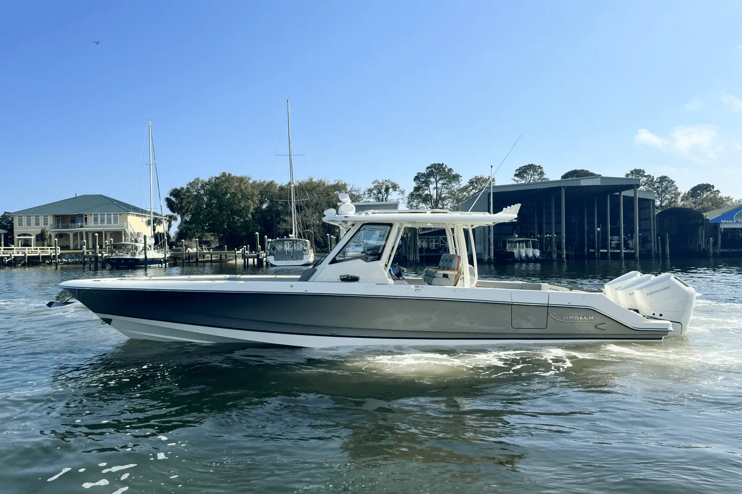 2025 Boston Whaler 360 Outrage Image Thumbnail #1