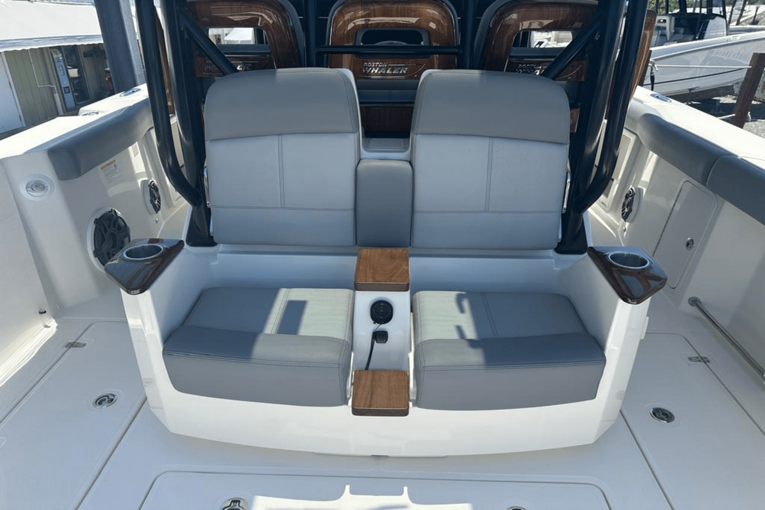 2025 Boston Whaler 360 Outrage Image Thumbnail #27