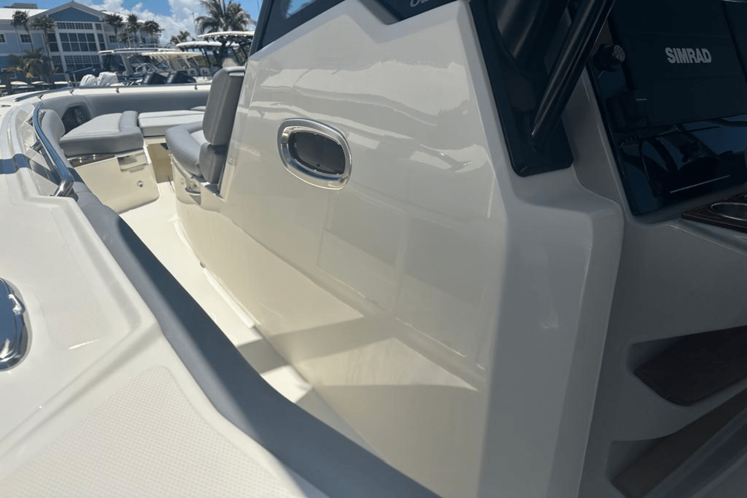 2025 Boston Whaler 360 Outrage Image Thumbnail #14