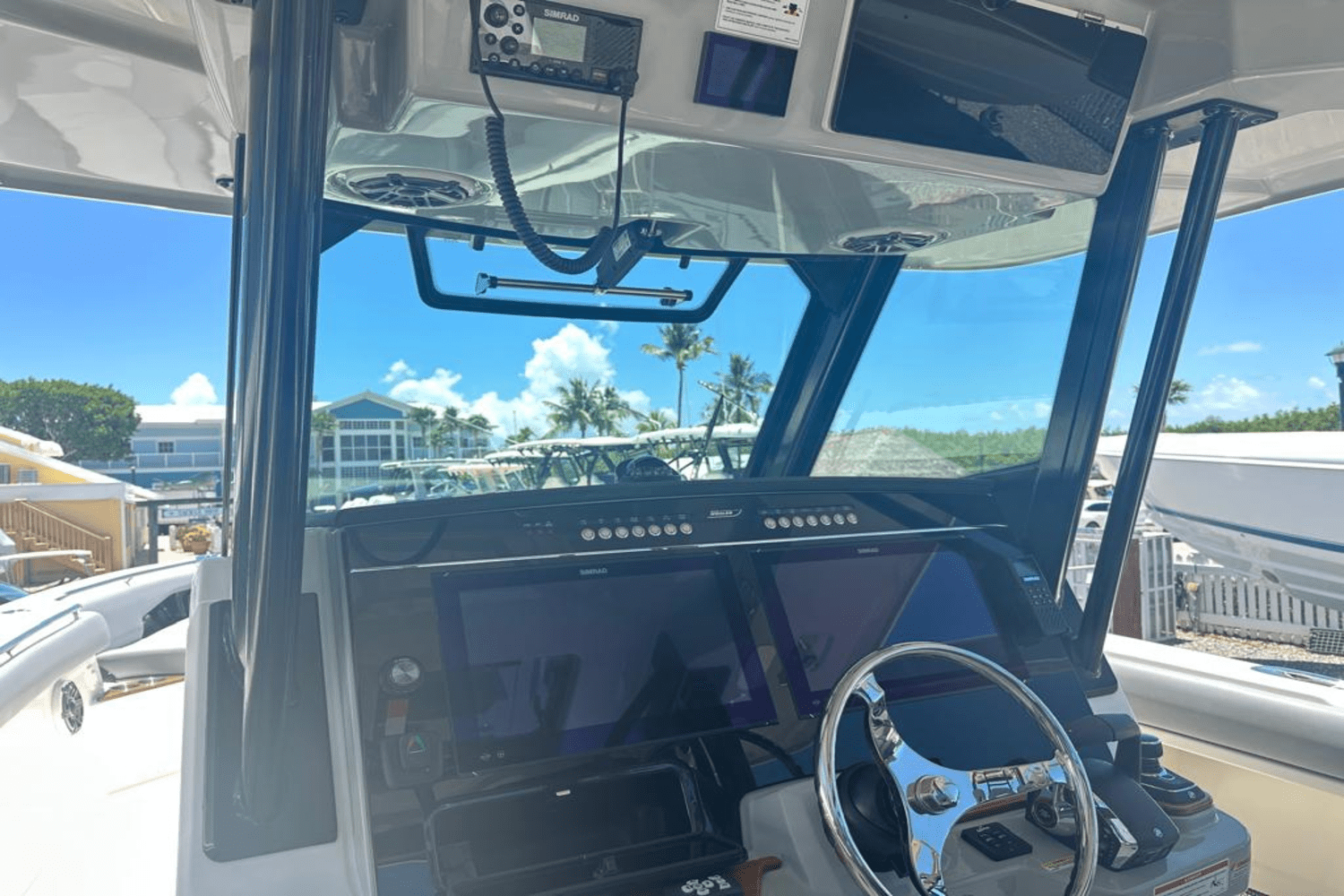 2025 Boston Whaler 360 Outrage Image Thumbnail #18
