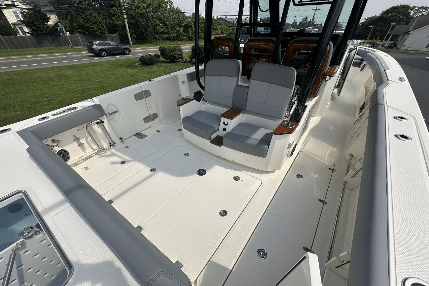 2025 Boston Whaler 360 Outrage Image Thumbnail #7