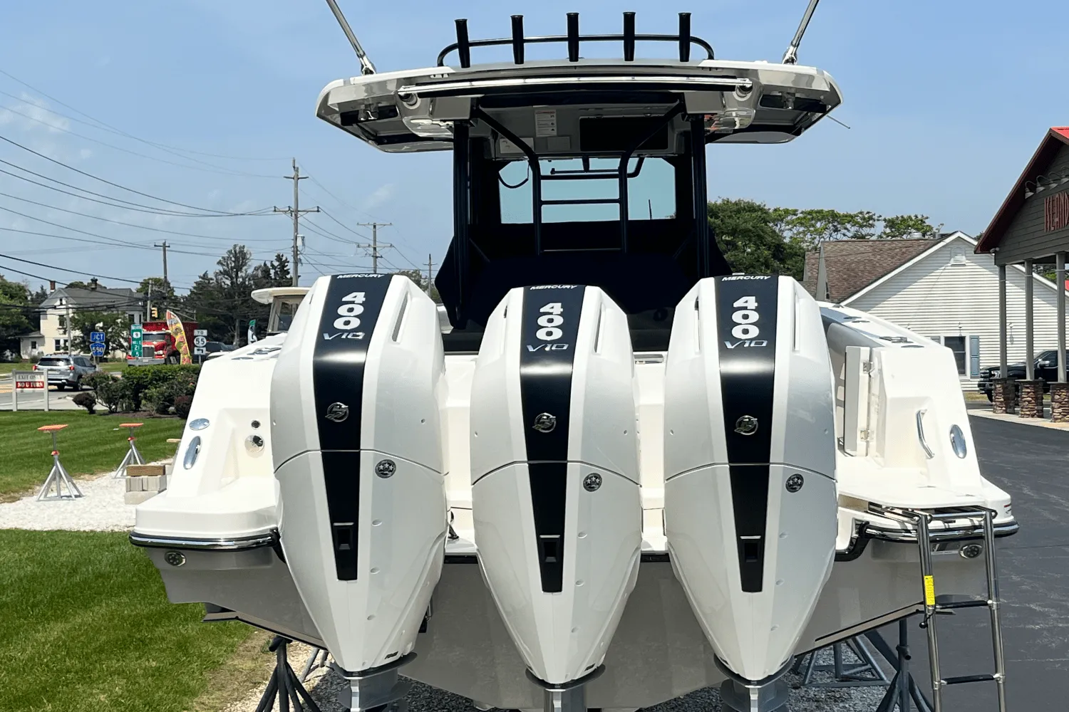 2025 Boston Whaler 360 Outrage Image Thumbnail #11