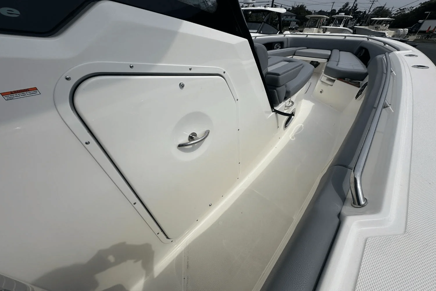 2025 Boston Whaler 360 Outrage Image Thumbnail #38