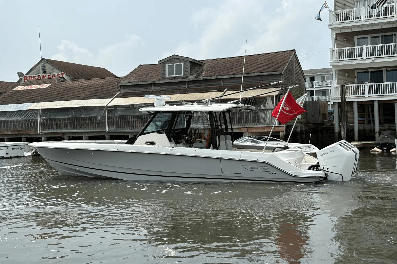 2025 Boston Whaler 360 Outrage Image Thumbnail #9