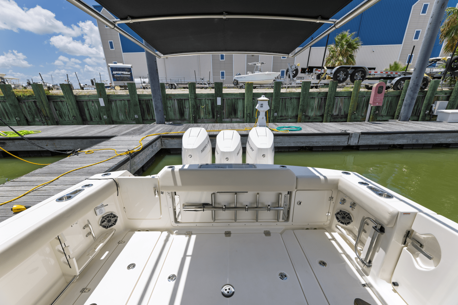 2025 Boston Whaler 360 Outrage Image Thumbnail #11