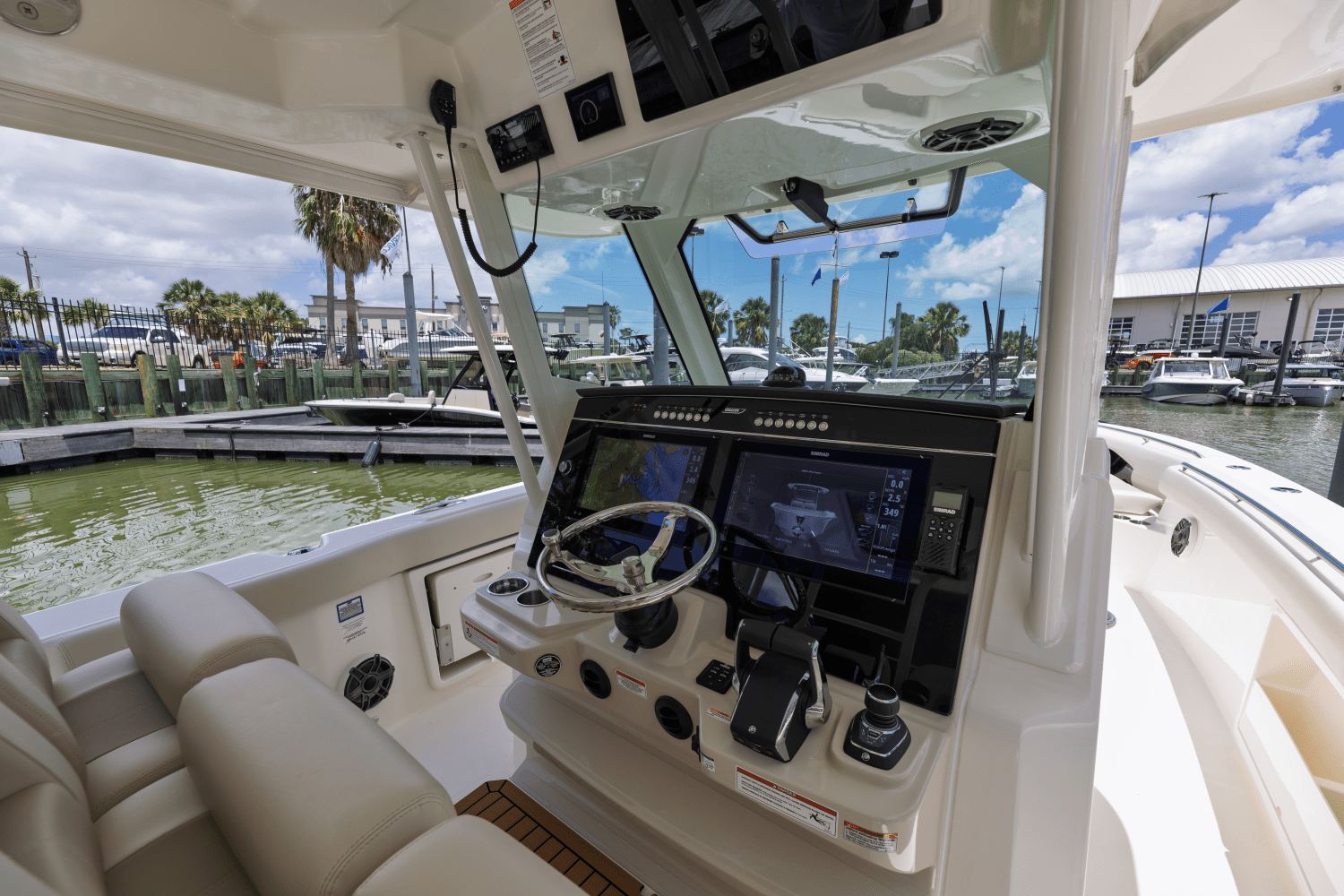 2025 Boston Whaler 360 Outrage Image Thumbnail #16