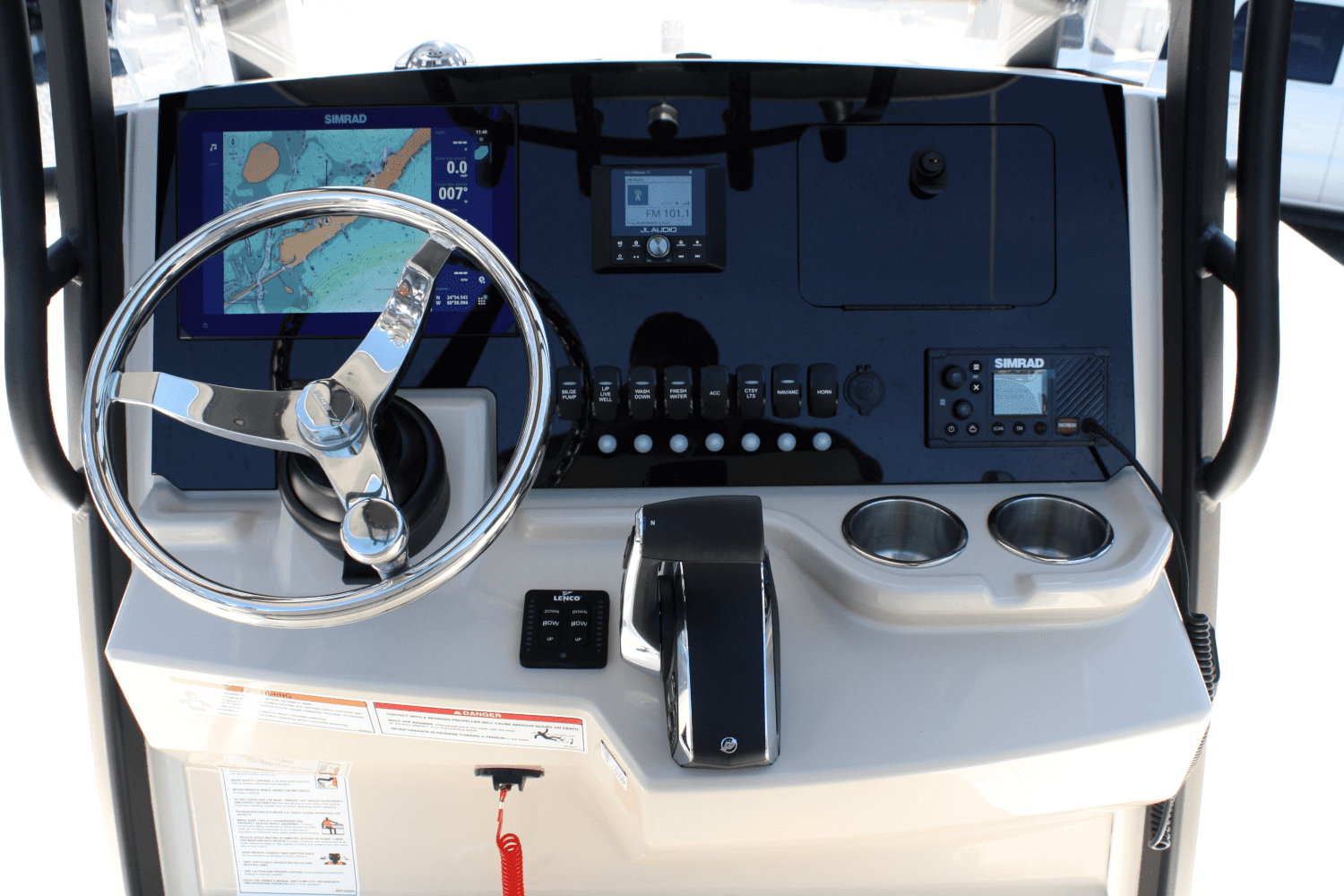 2025 Boston Whaler 220 Dauntless Image Thumbnail #16