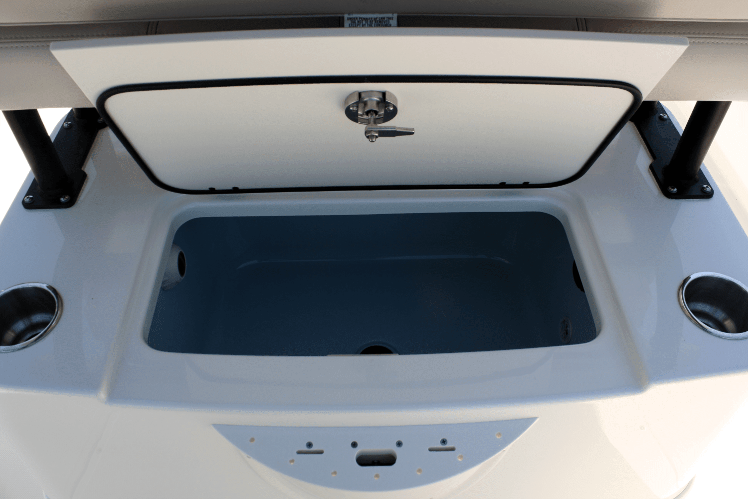 2025 Boston Whaler 220 Dauntless Image Thumbnail #13