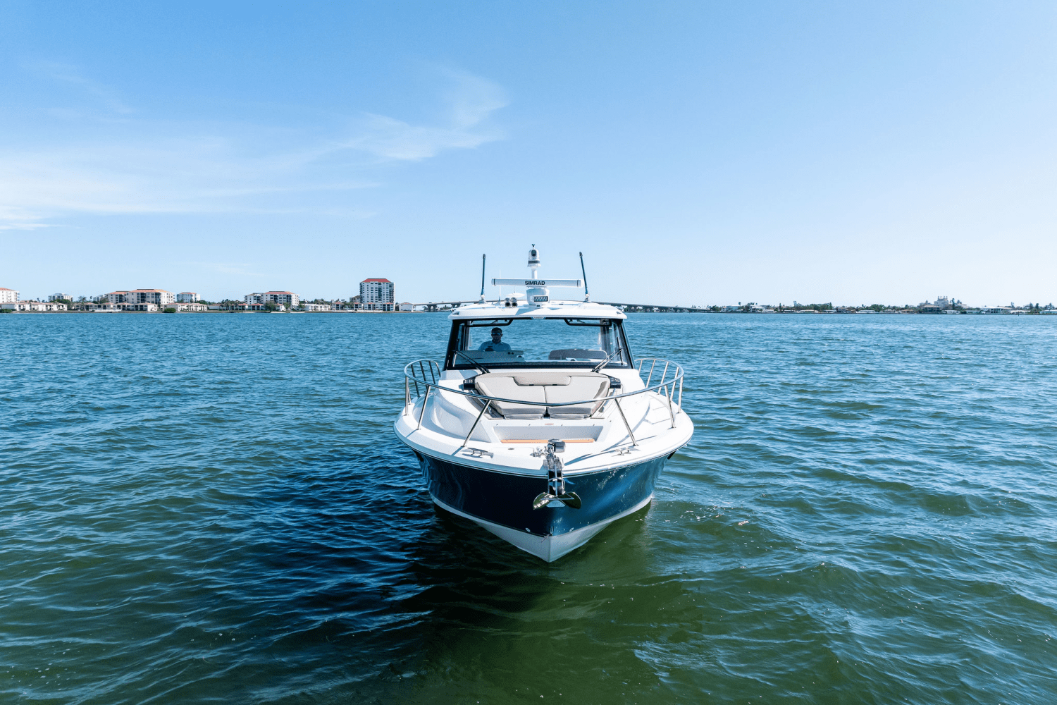 2025 Boston Whaler 365 Conquest Image Thumbnail #22