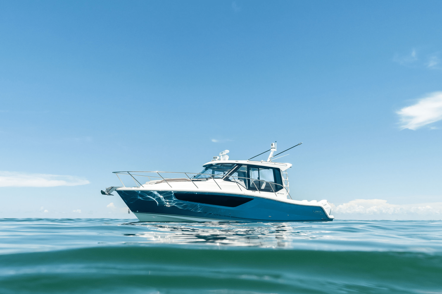 2025 Boston Whaler 365 Conquest Image Thumbnail #42