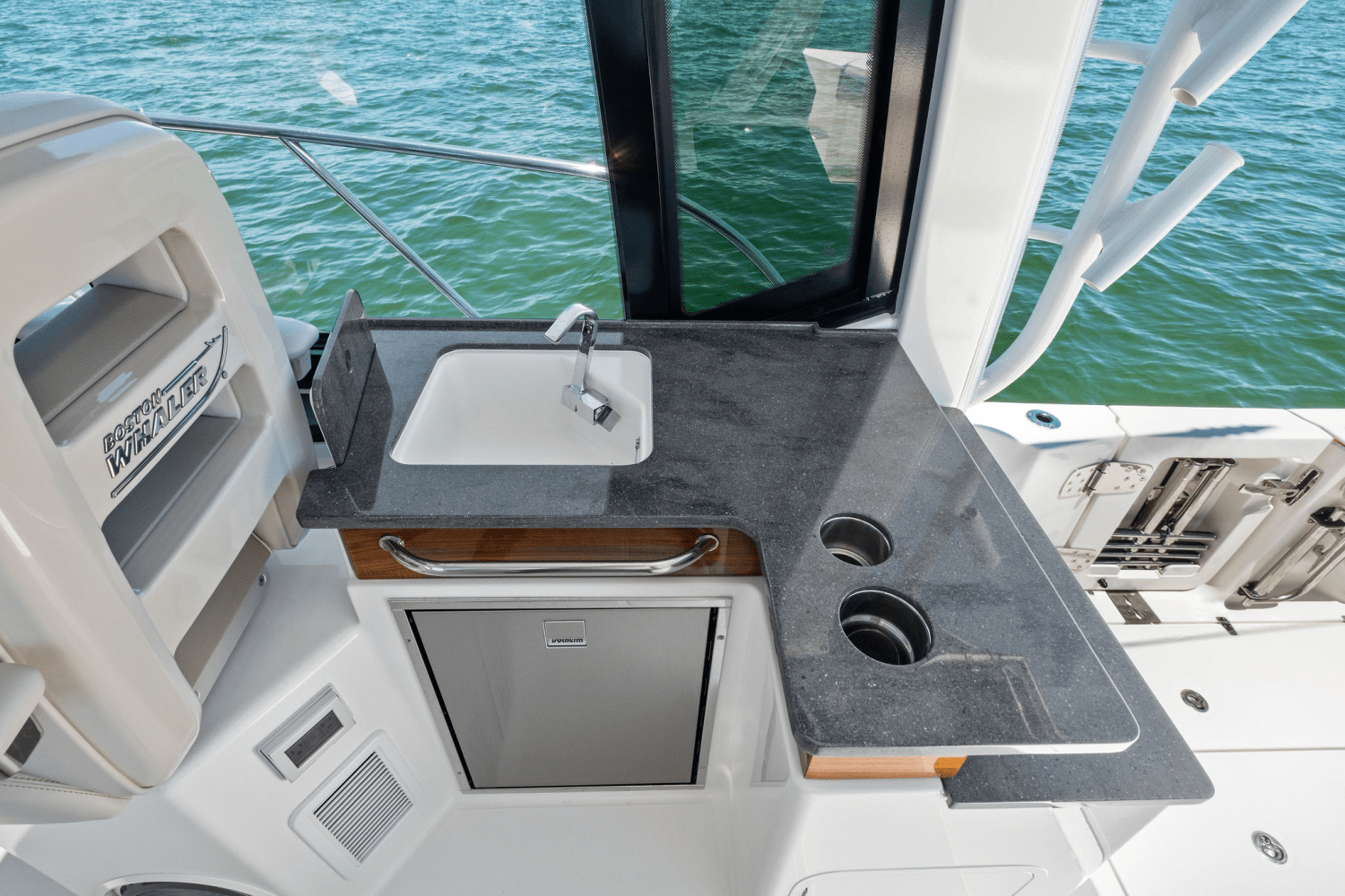 2025 Boston Whaler 365 Conquest Image Thumbnail #96