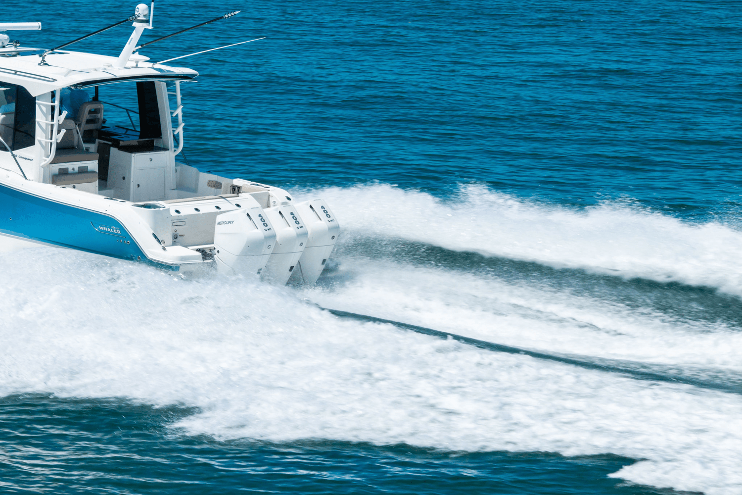 2025 Boston Whaler 365 Conquest Image Thumbnail #9