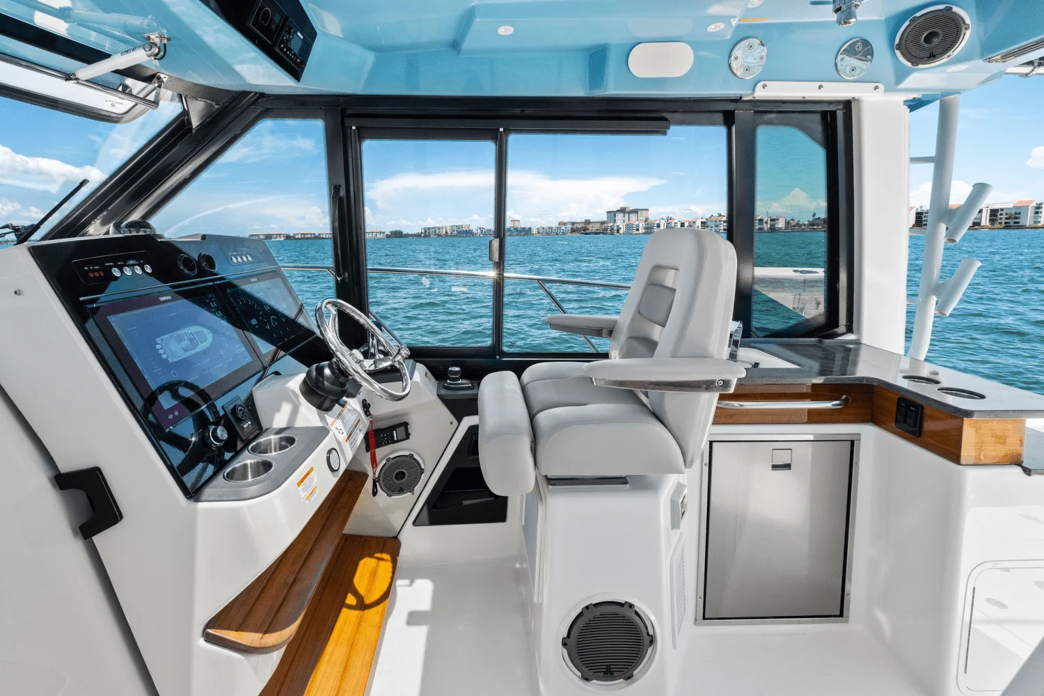 2025 Boston Whaler 365 Conquest Image Thumbnail #72