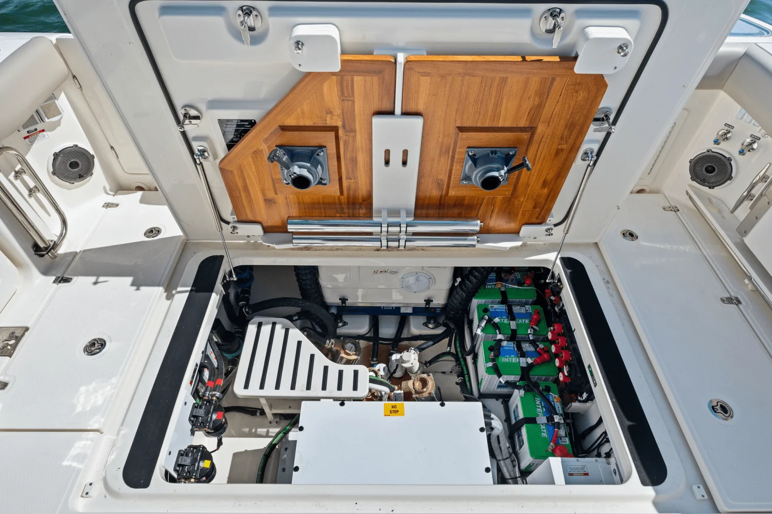 2025 Boston Whaler 365 Conquest Image Thumbnail #82