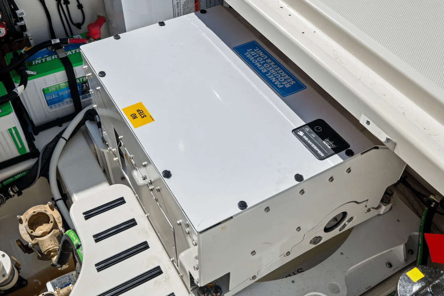 2025 Boston Whaler 365 Conquest Image Thumbnail #83