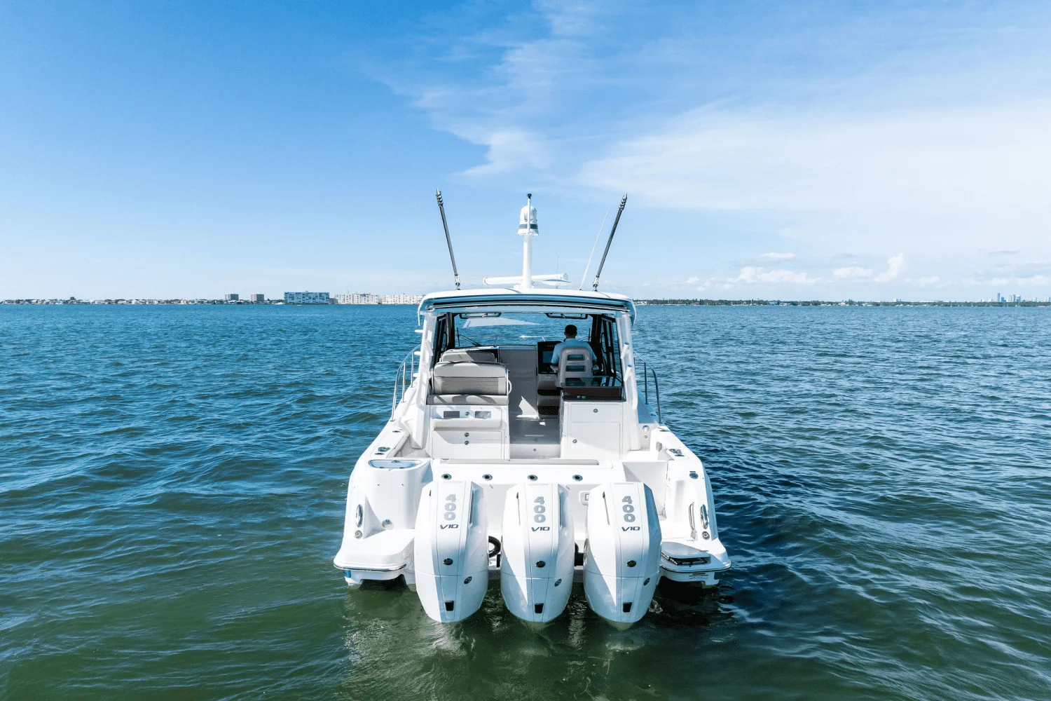 2025 Boston Whaler 365 Conquest Image Thumbnail #14