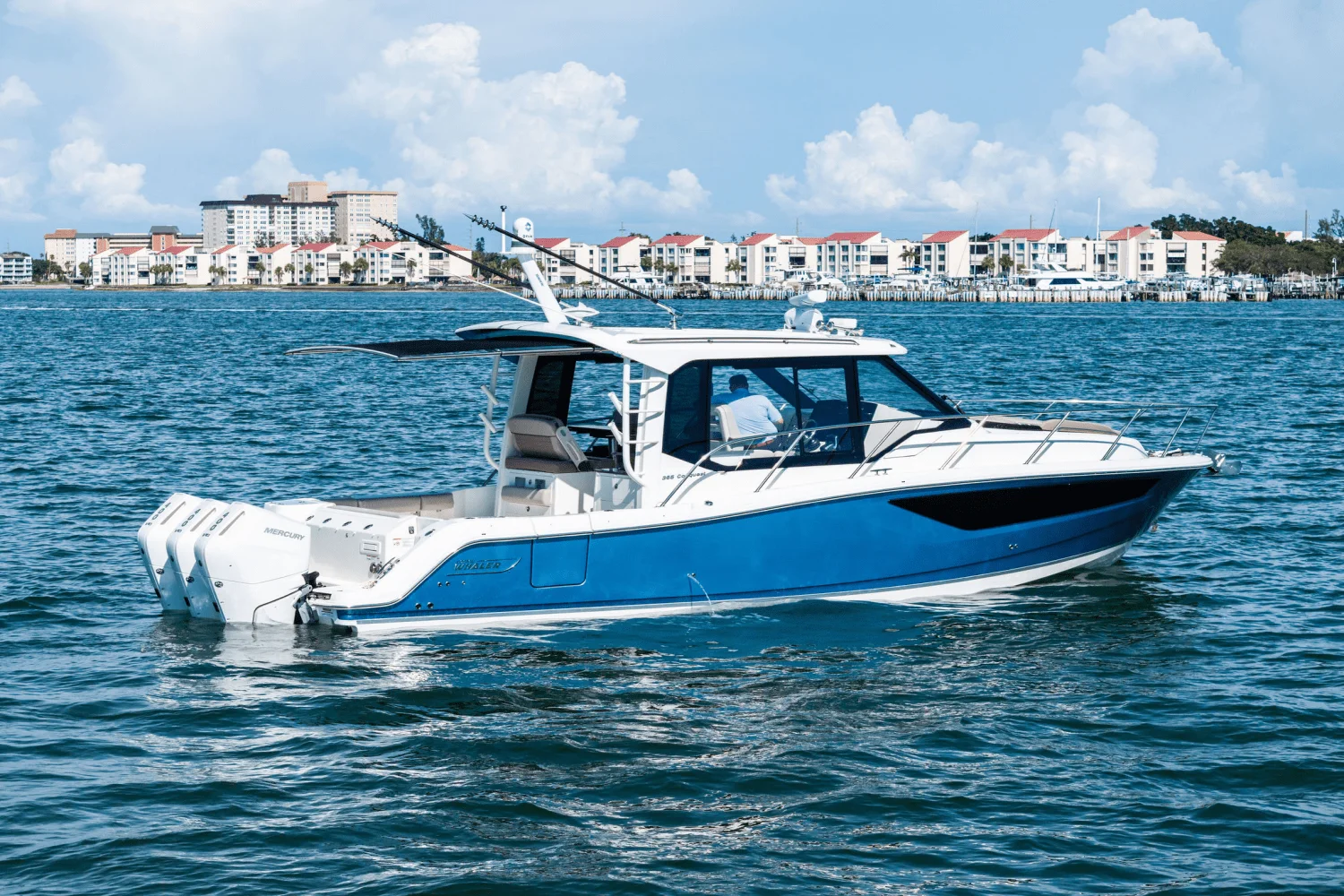 2025 Boston Whaler 365 Conquest Image Thumbnail #6