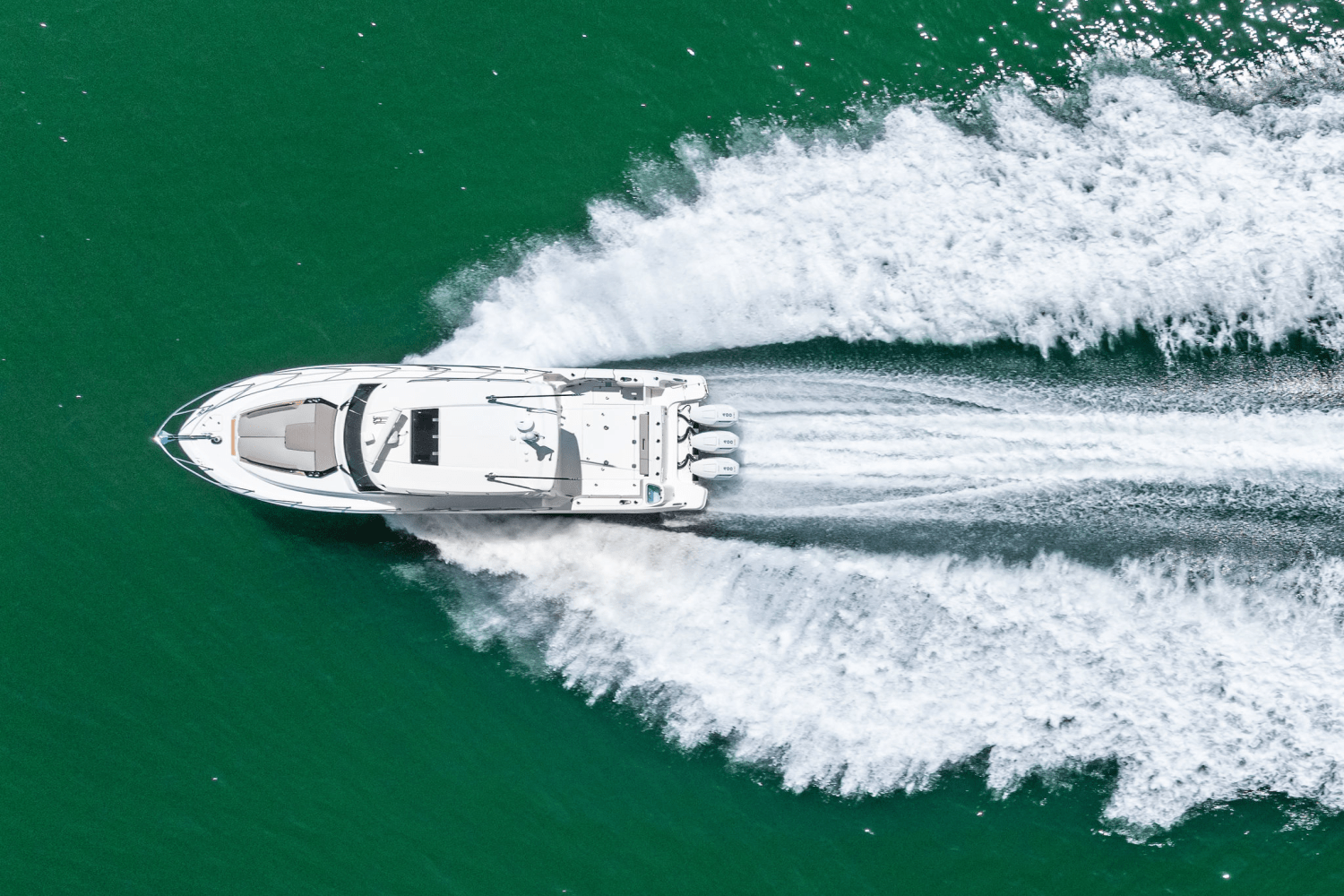 2025 Boston Whaler 365 Conquest Image Thumbnail #5