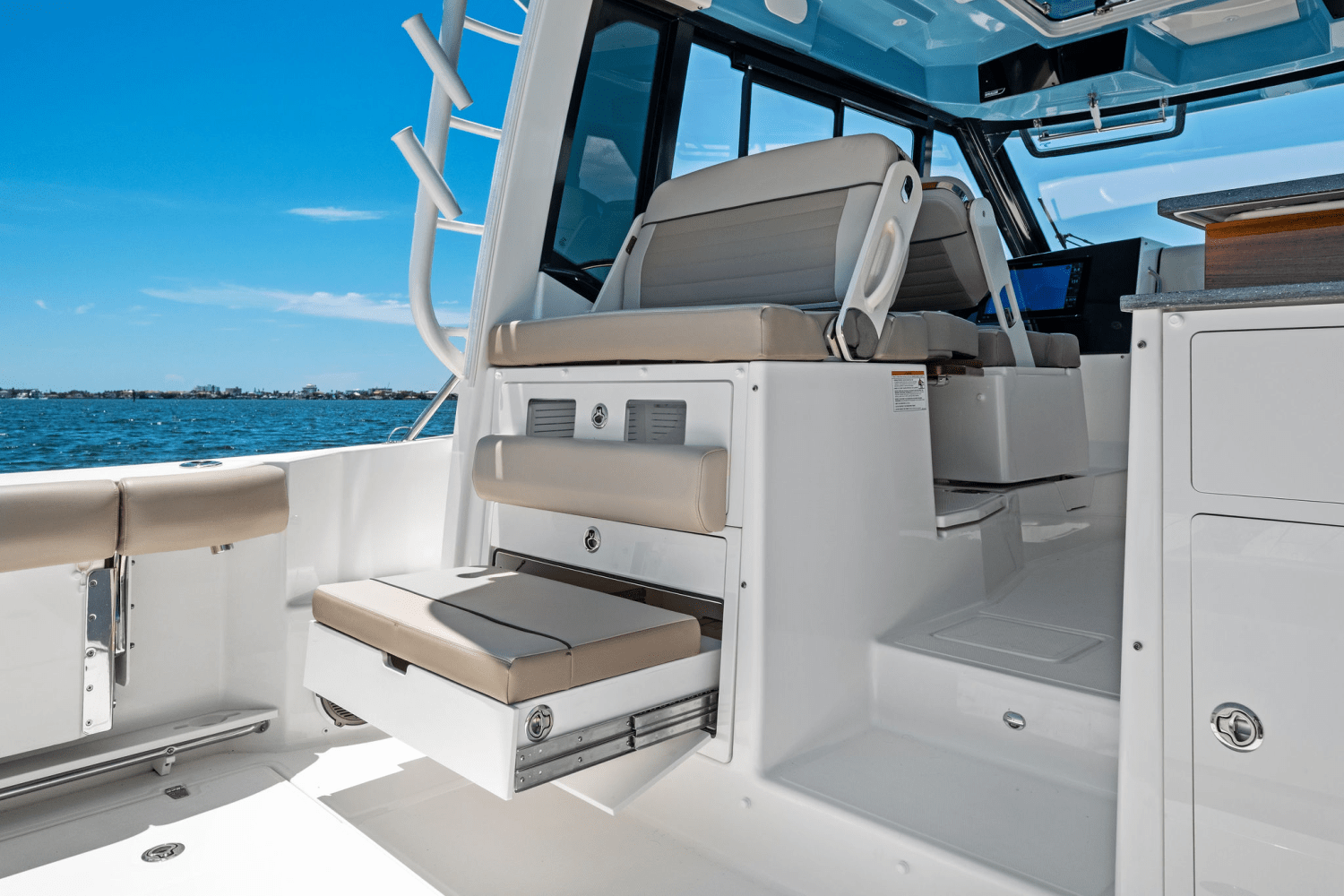2025 Boston Whaler 365 Conquest Image Thumbnail #83